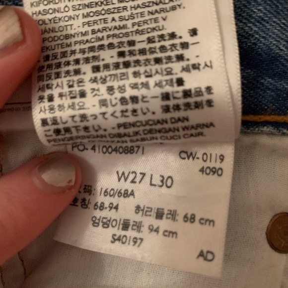 LEVI’S 501 LIGHTWASH SKINNY - Picture 5 of 7